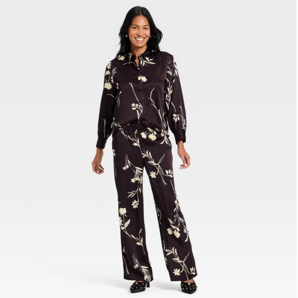 A New Day Low Rise Pull On Satin Floral Pants Size Small - Picture 2 of 3